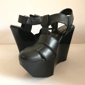 Robert Clergerie T Strap Platform US size 5 1/2